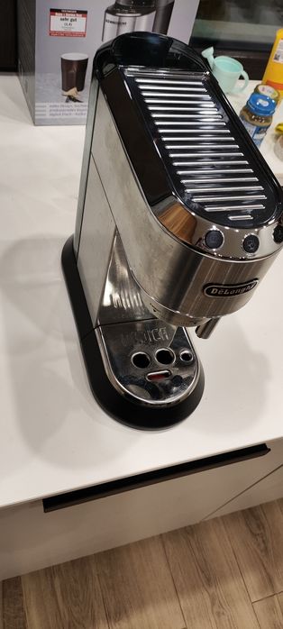 Кафемашина Delongh Dedica EC685.M