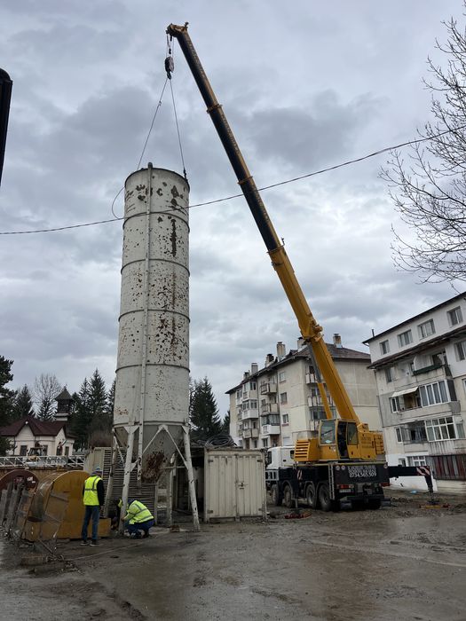 Inchirieri macarale !!!