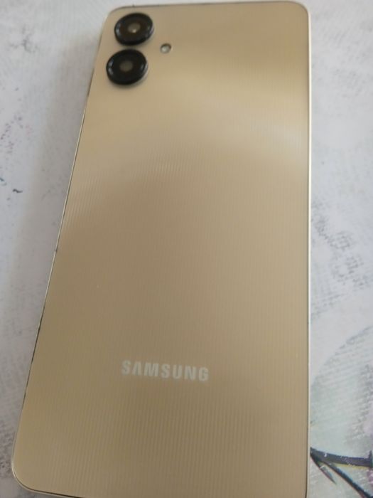 Samsung galaxy A 06 Срочно сотилади.