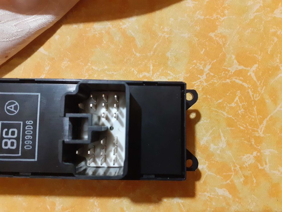 Бутони за ел.стъкла Mitsubishi  ASX   90 лв.