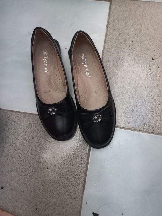 Продается- туфли