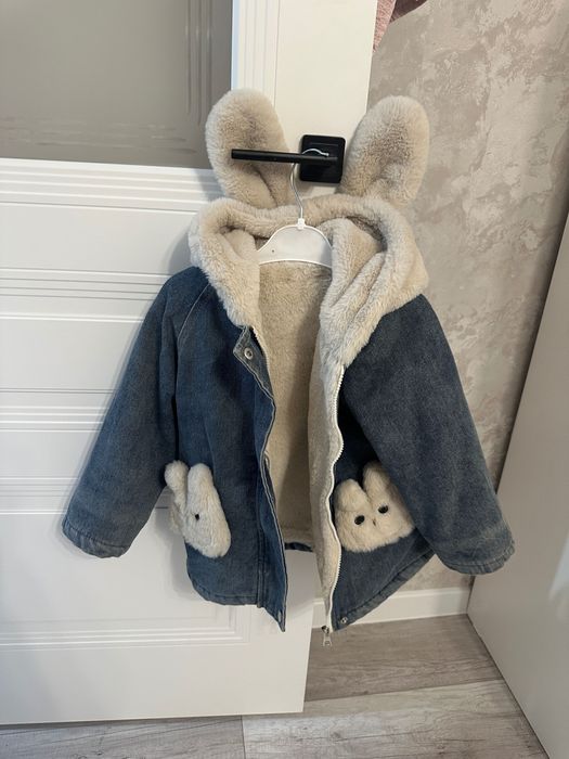 Куртка на девочку 5-6 лет