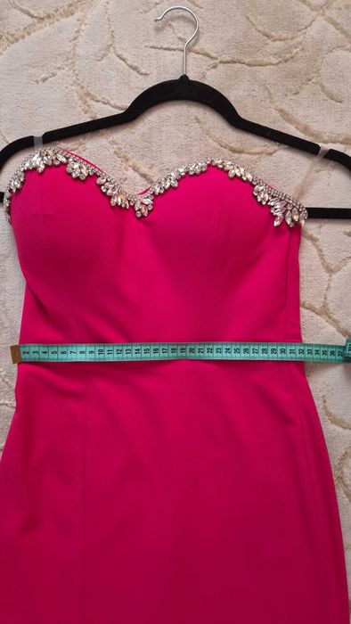 Rochie de petrecere roz lunga
