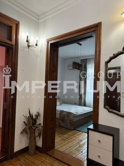 Дава се под наем Тристаен апартамент в Варна, Център - 88 кв.м за 648.21 € - Снимка #7