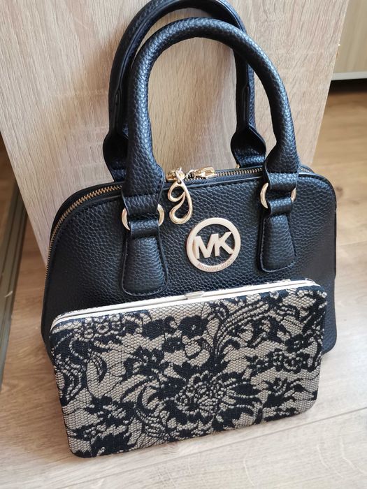 Дамска малка чанта