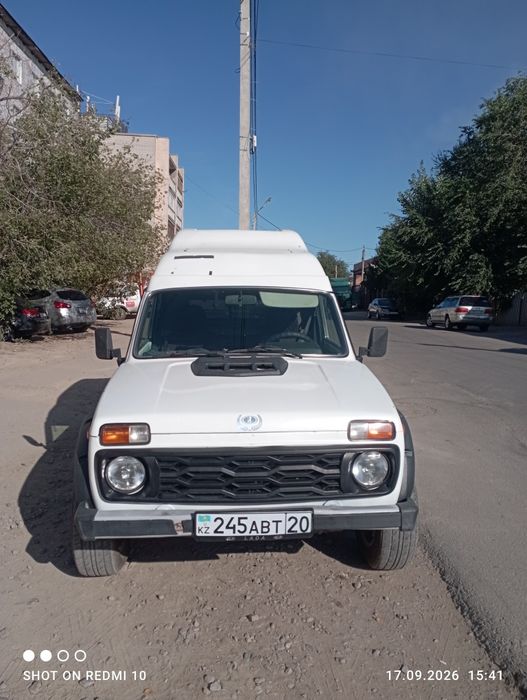 Продам автомобиль Нива