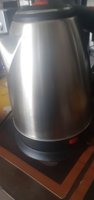 Продам чайник электрический