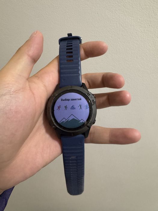 Продам GARMIN часы