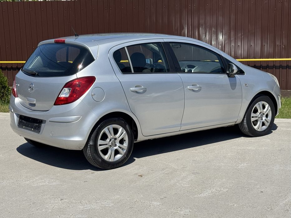 Opel Corsa 2013 Euro 5 Recent adusa
