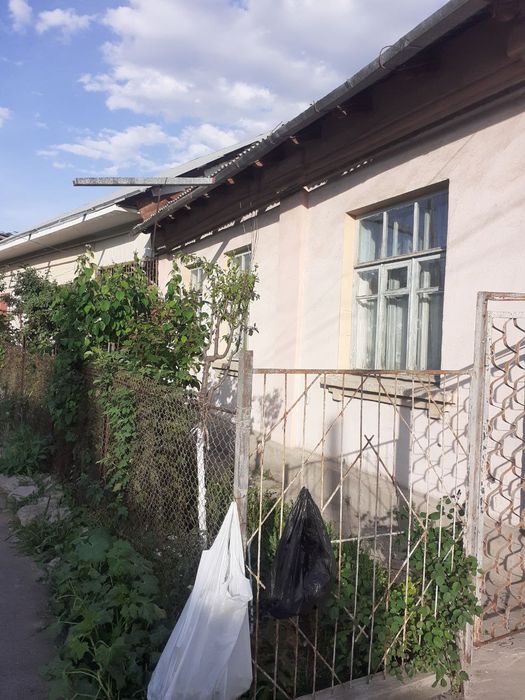 Продается дом в Ташкенте под бизнес идиоальное место дом танец