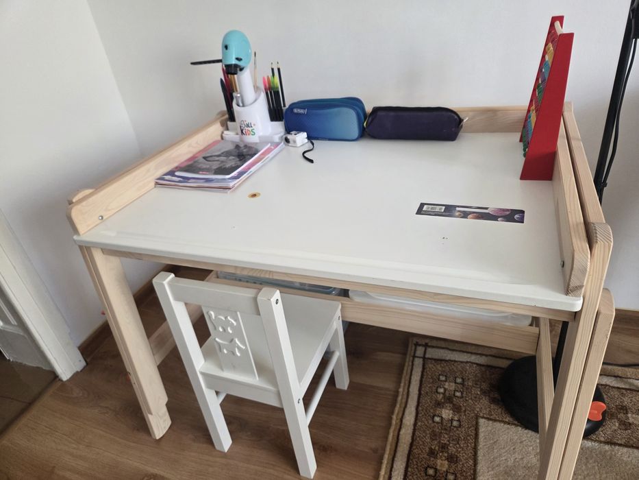 Birou reglabil IKEA FLISAT – lemn masiv