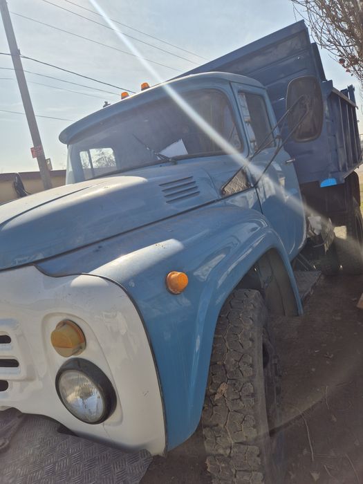 Yuk o'zi ag'daruvchi