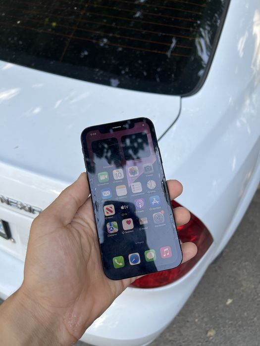 Iphone xr         .