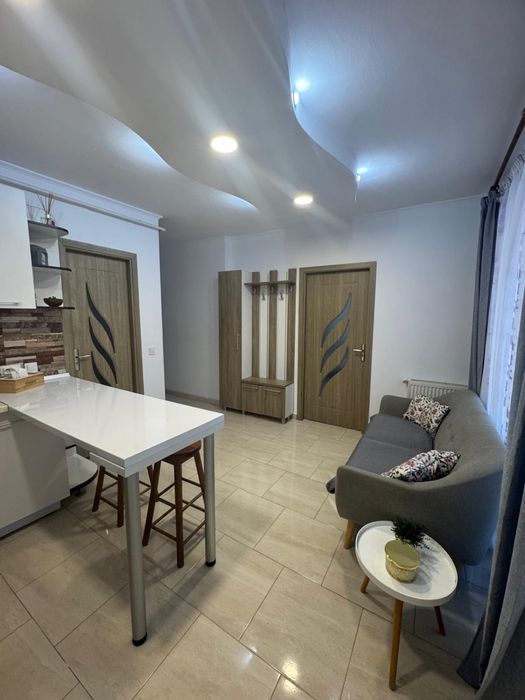 Inchiriez apartament  in turda