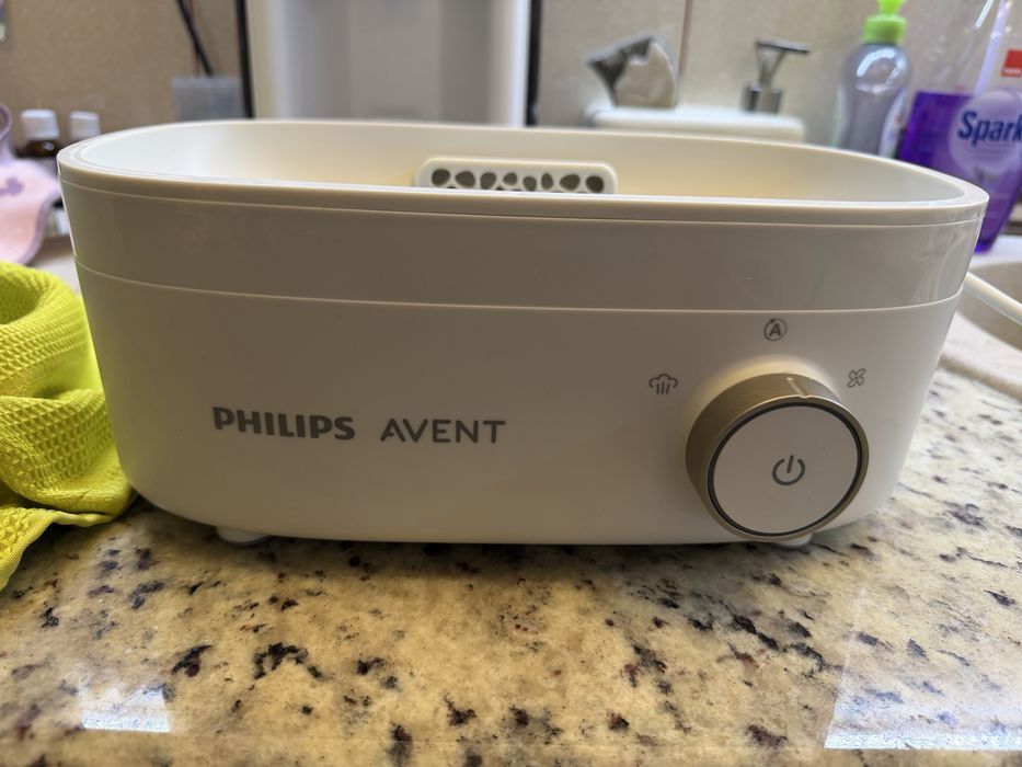 Sterilizator Philips Avent cu funcția de uscare
