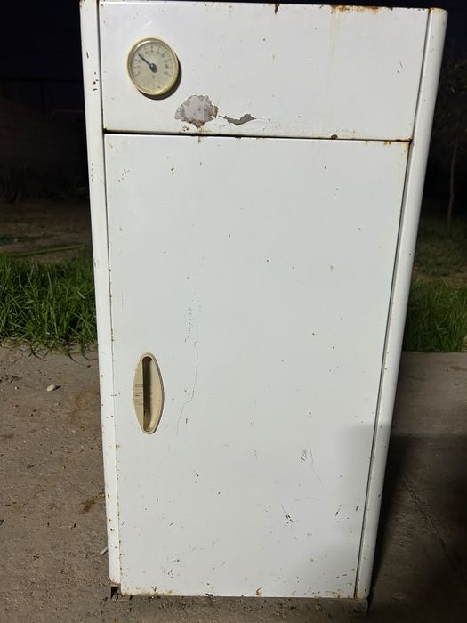 обогреватель үйді жылытады