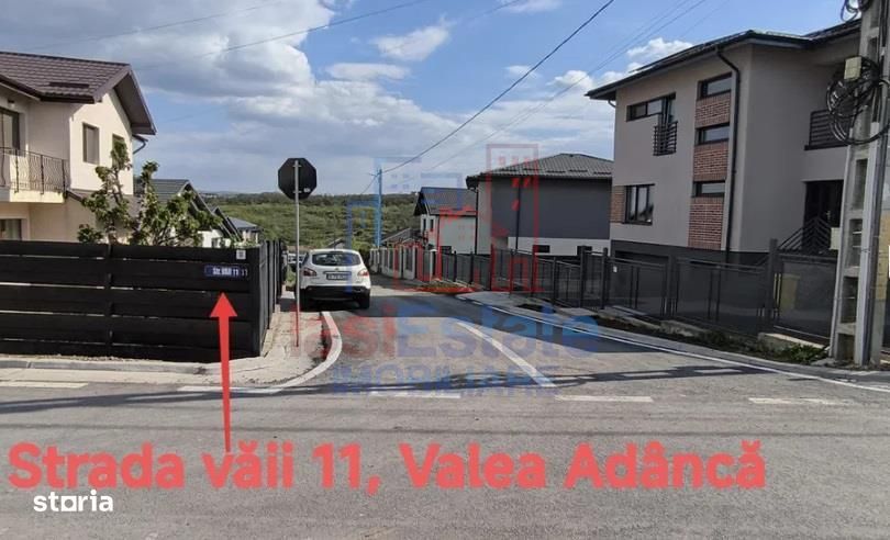 Valea Adanca str Vaii Vila duplex S=120mp teren 250mp