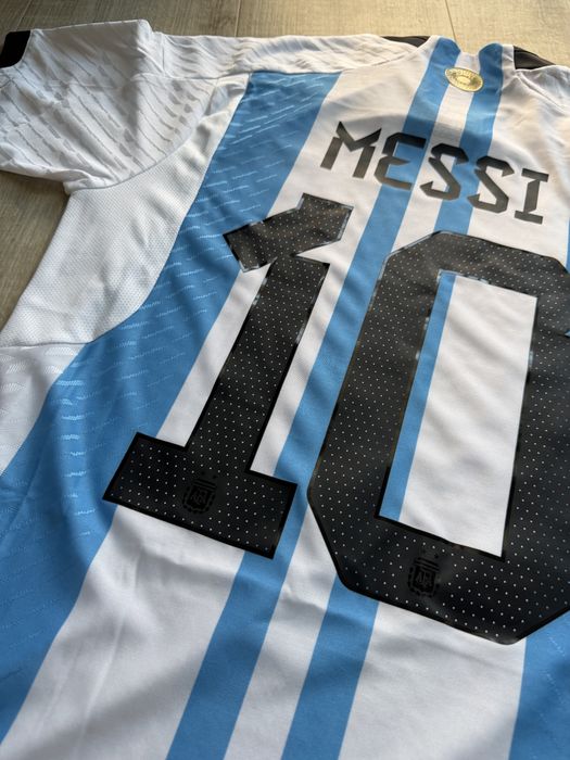 Tricou de fotbal Argentina Leo Messi 10 marime M Finala Vs Franta World cup 2022 Adidas