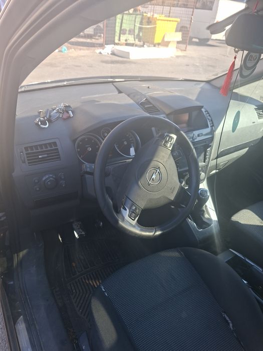 OPEL Zafira 2010 — imagine 4