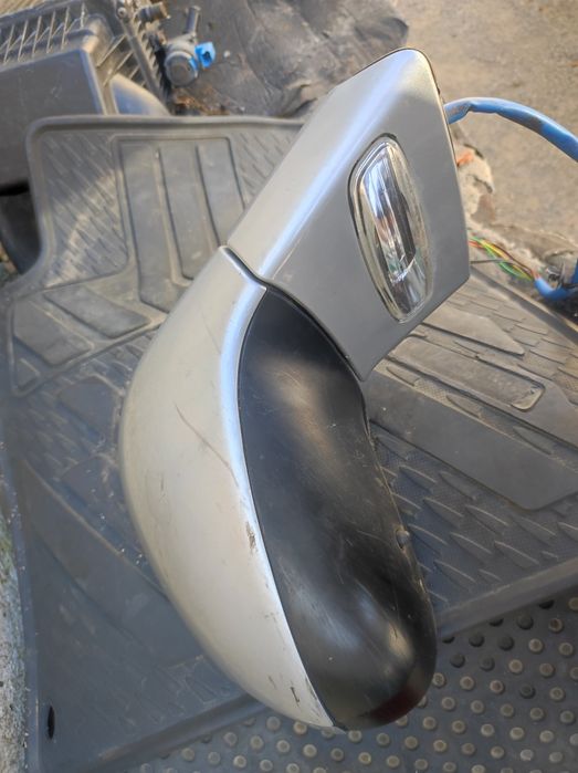 Дясно ел.огледало с Ел.прибиране за Пежо-308