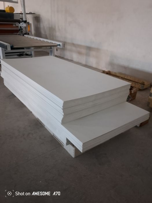 Оргстекло ва Фомекс ишлаб чикарамиз