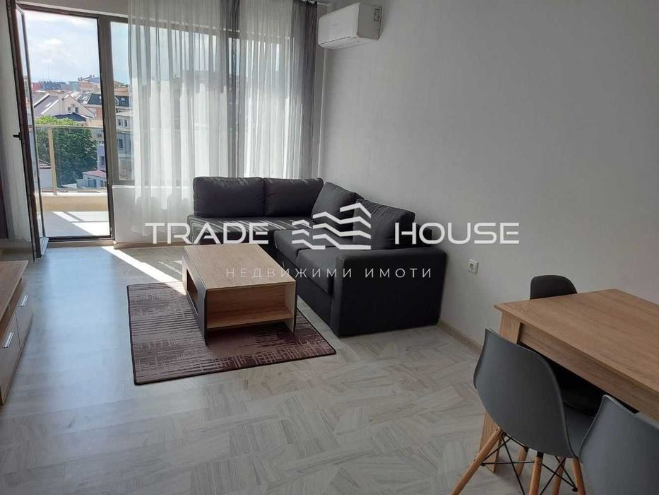 Дава се под наем Тристаен апартамент в Пловдив, Младежки Хълм - 75 кв.м за 459 € - Снимка #1