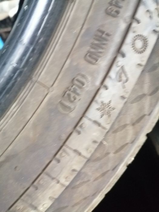 Continental  255/55/18c