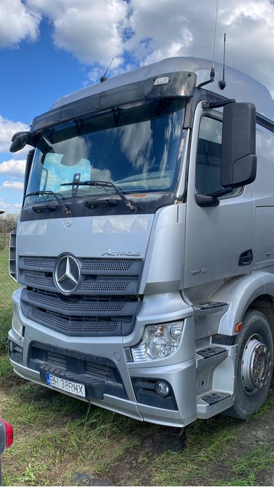 Vand 3 buc Mb / actros mp 4/ standard/ la cheie