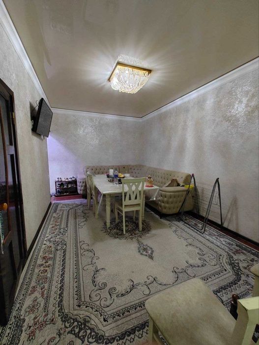 ИПОТЕКА Продается 2 х  ком массив ТТЗ-1 №17 Жамила