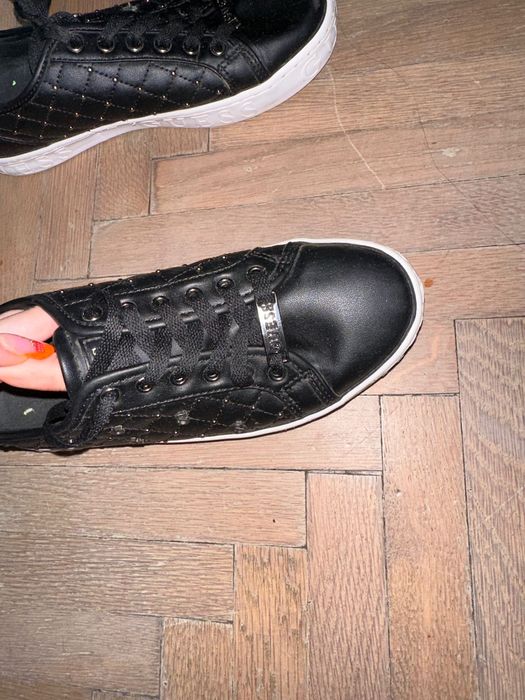 Incaltaminte femei guess38