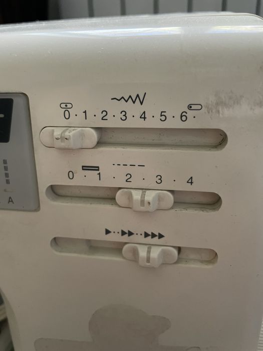 Швейная машина Janome 7524 E