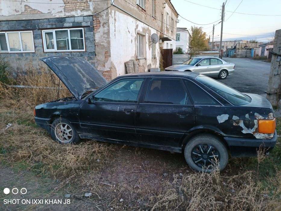 Продам срочно Ауди б3 80 5 цилиндровый