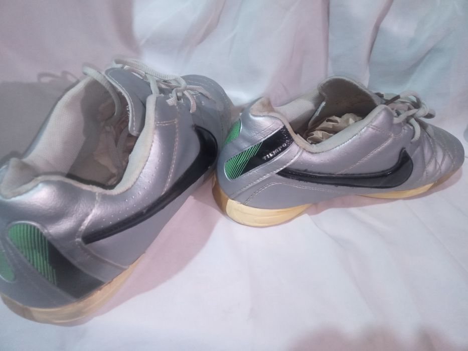 Футзальники nike tempo с щитками и гетрами