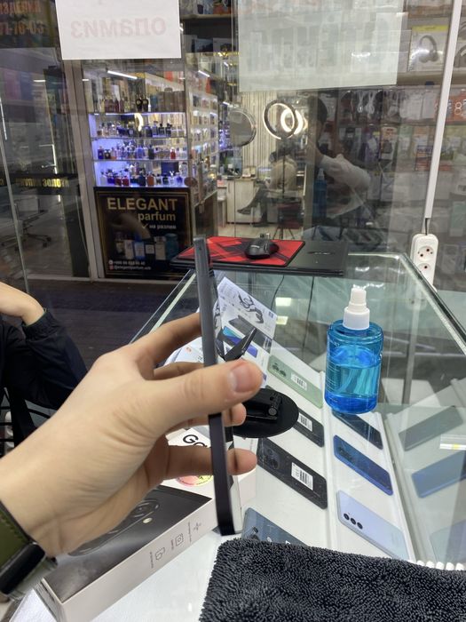 Samsung a17 128/6 yengi