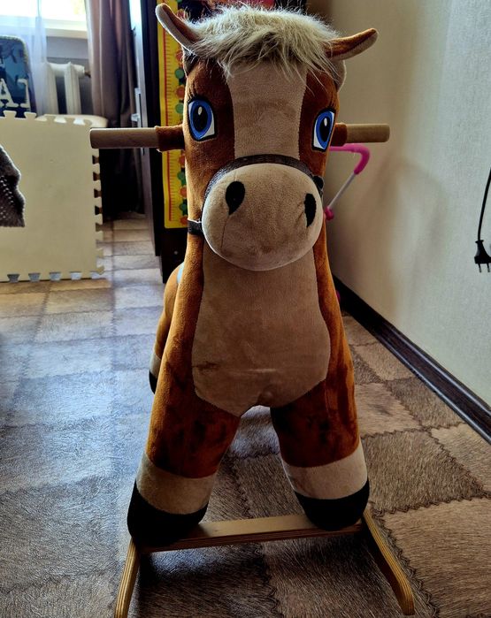 Продам качалку лошадь