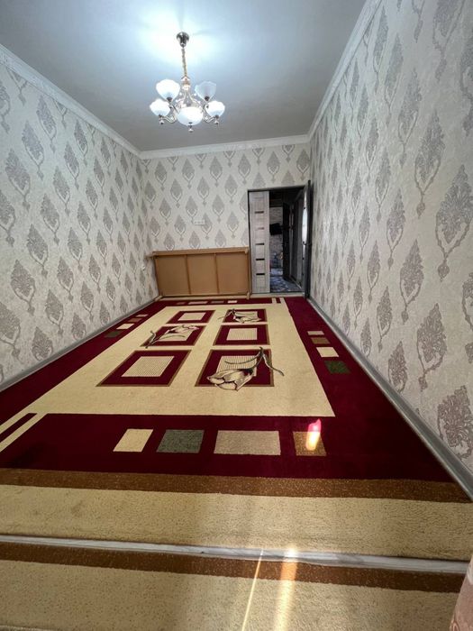 Gilam sotiladi yaxshi holatda