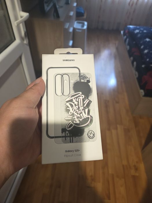 S25 plus 256 gb.