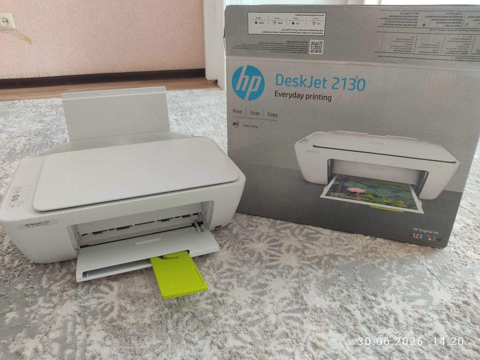 Продам цветной принтер Deskjet 2130