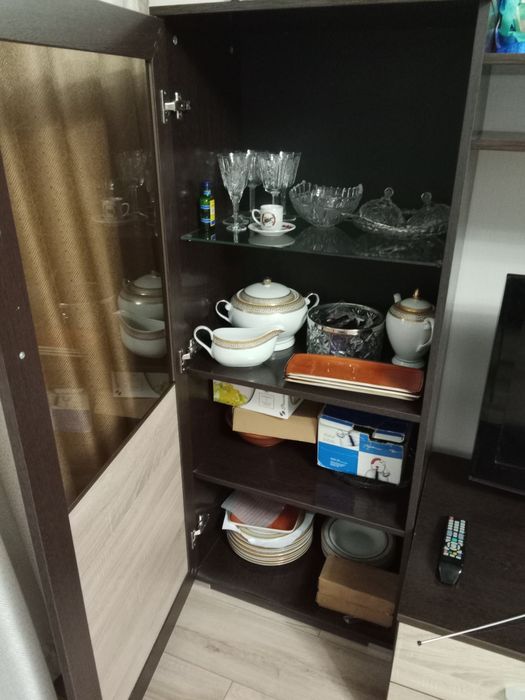 Продам стенку, фабричного производства