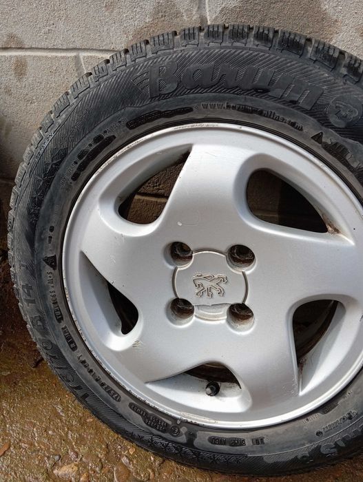 Зимни гуми с джанти за пежо R14 175/65