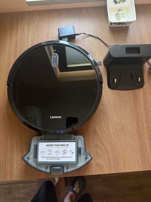 Прахосмукачка-робот LENOVO