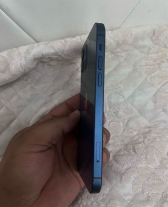 iPhone 12 Продам или обменяю акб 80%