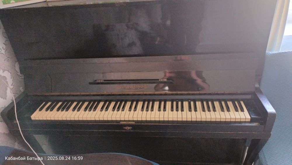 Продам пианино Белорусь