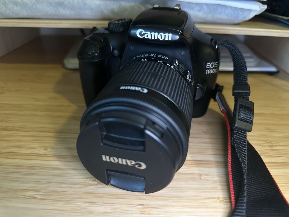Aparat foto DSLR 1100D Canon