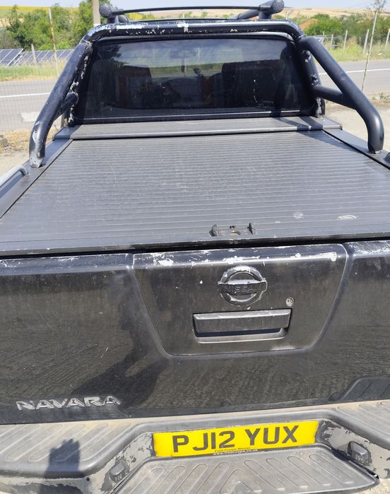 Nissan Navara TEKNA 2.5-DCI-190кс-2012г