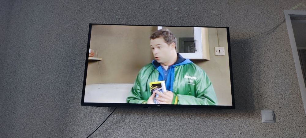 Продам телевизор  yasin