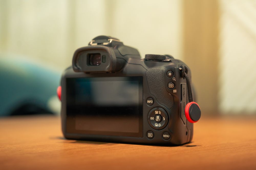 Canon EOS R100 Body в идеале
