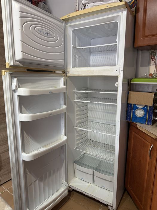 Продаётся двухкамерный холодильник NORD