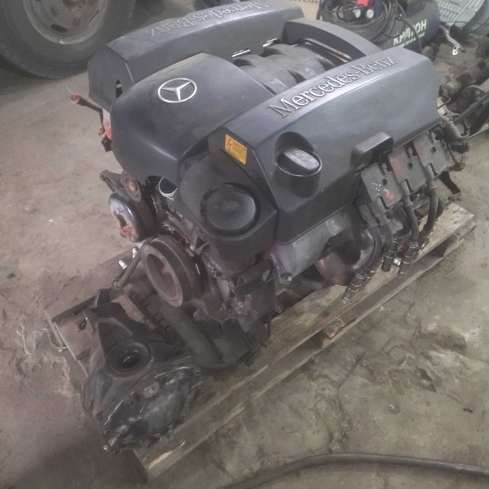 Продам двигатель Мерседес M112
