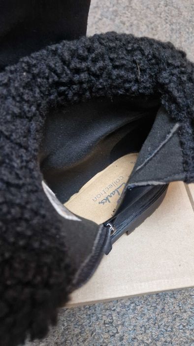 Новые удобные сапоги бренда CLARKS